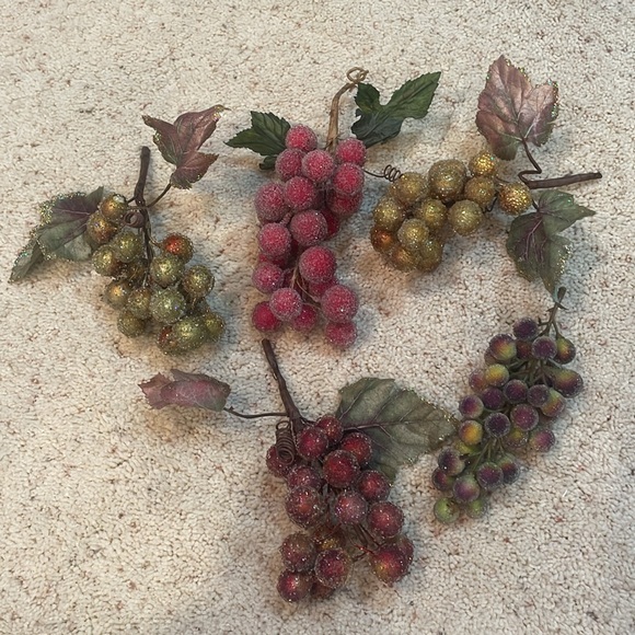 Sparkly Fruit with 12 1/2” round Sparkly Gold Metal Base - Picture 4 of 13